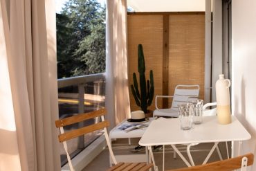 Eco-Chic at MOB HOTEL: A Fresh Take on Cannes’ Luxury
